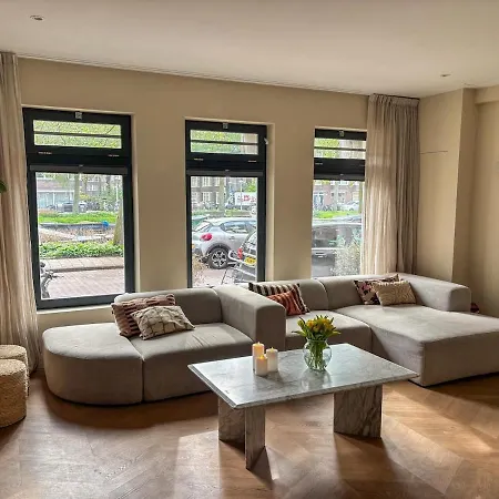 Semesterbostad Lovely Spacious Canal House In Amsterdam
